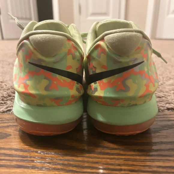 Nike KD 7 Easter(Size 6Y) - Picture 5 of 11